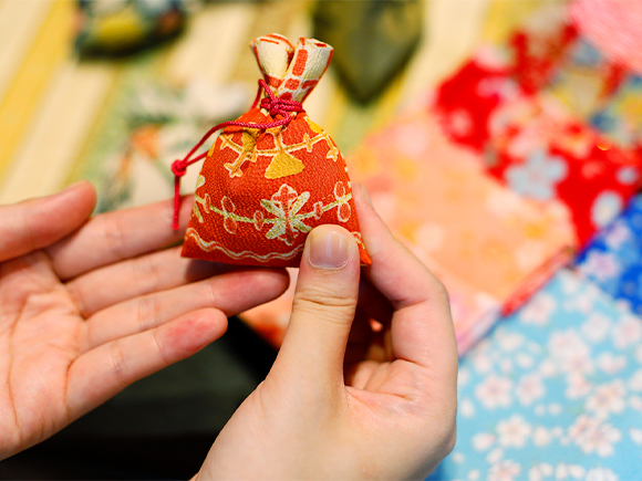 大和にほひ袋と文香（ふみこう）作り